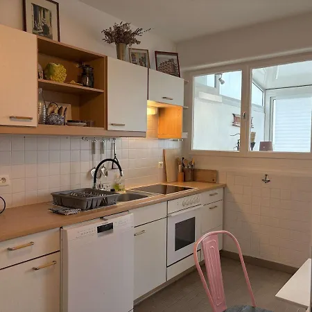 Apartment Anatole Terrace, Wi-fi, Downtown, Ideal For 2 People *