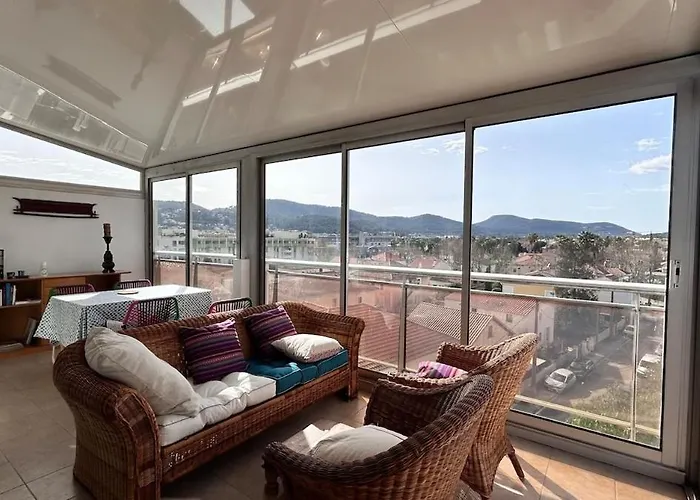 Appartement Anatole Terrace, Wi-fi, Downtown, Ideal For 2 People *