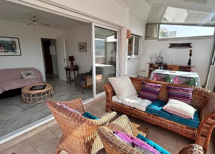 Anatole Terrace, Wi-fi, Downtown, Ideal For 2 People * Hyères